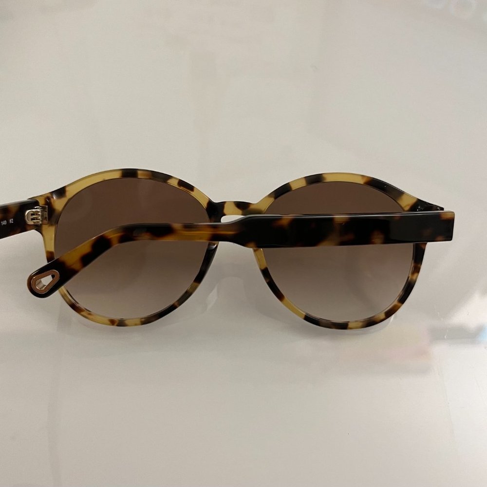 CHLOE CE762S 57mm in Havana Sunglasses MSRP$420 - Picture 4 of 6
